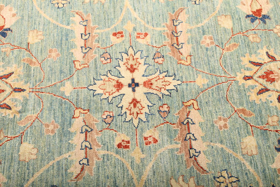 Фрагмент афганского ковра Чуби METHATRON RUGS
