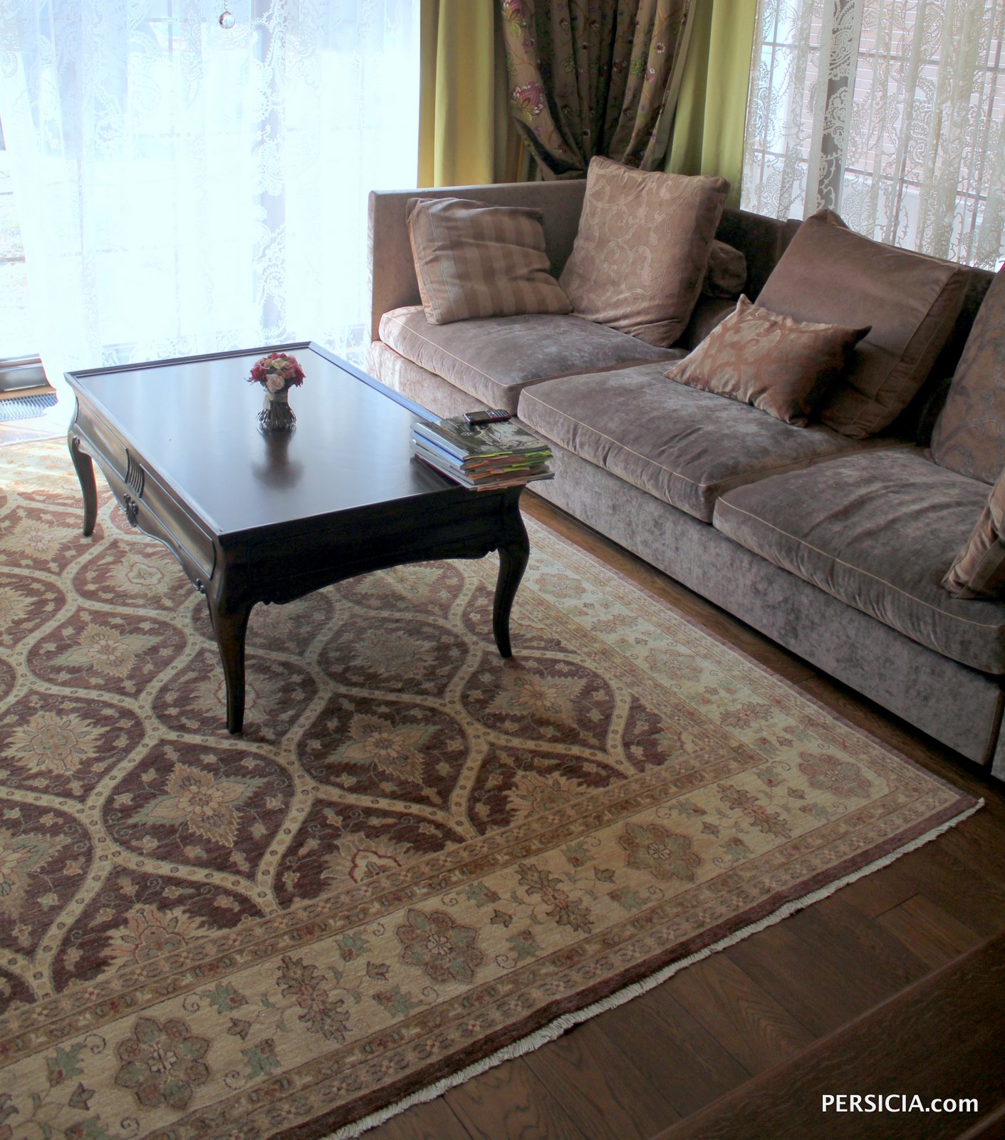 Ковры METHATRON RUGS в доме на Рублевке. Интерьер