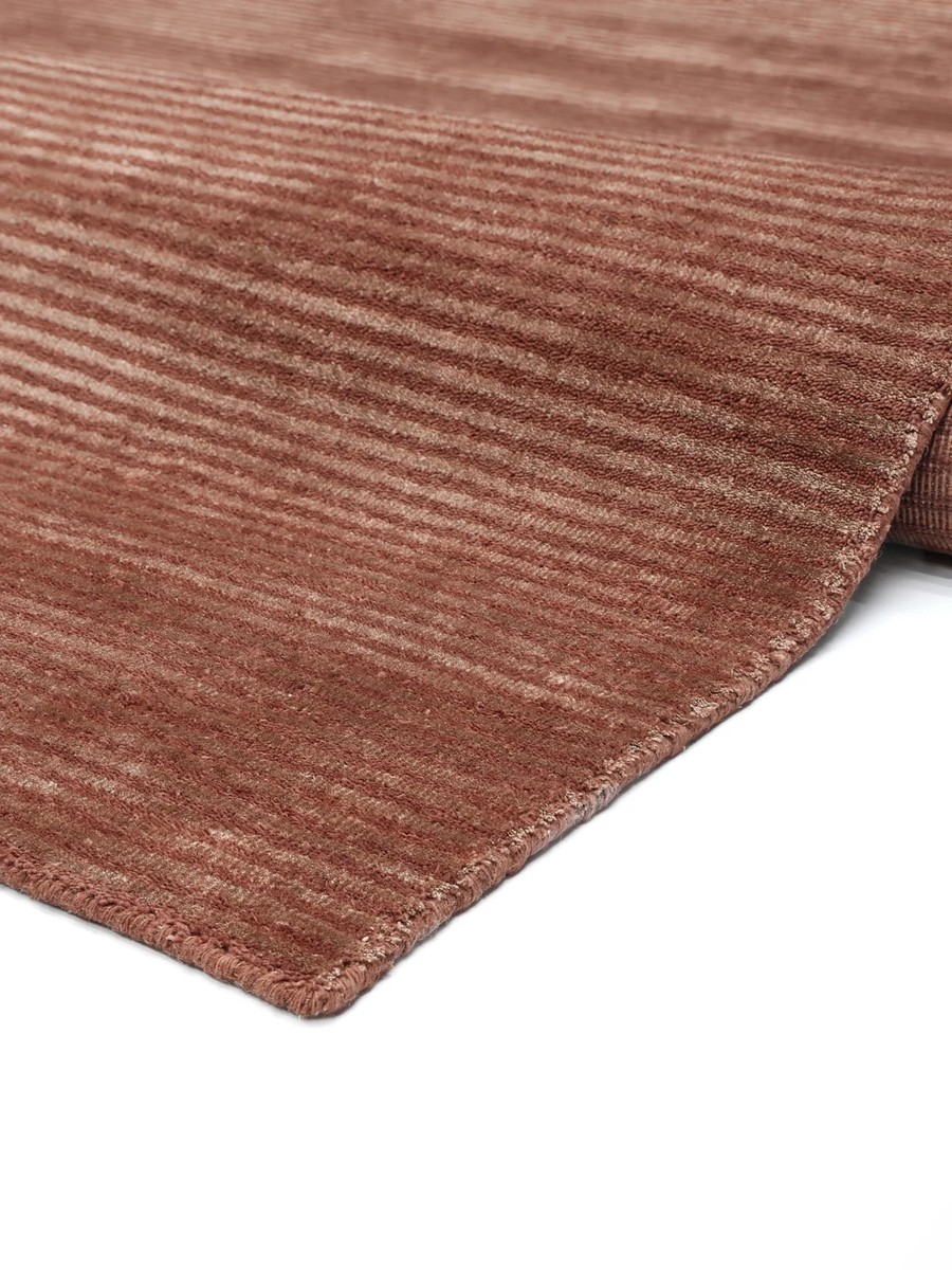 250x350 см, Индия, Однотонные, Viscose, красный — вид 3