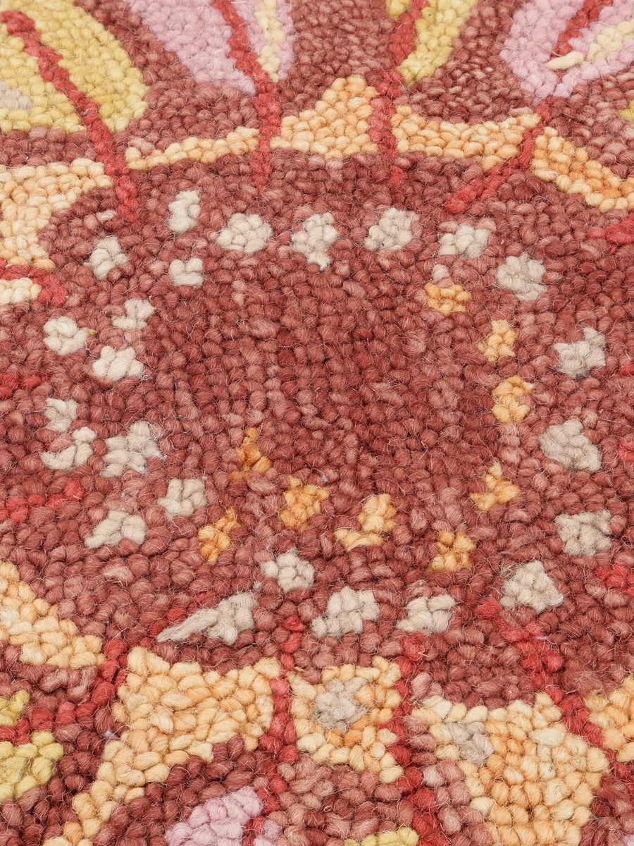 150x150 см, Индия, Современные, . The process requires great precision, розовый — вид 4